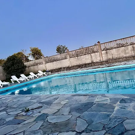 En Dexo Villa